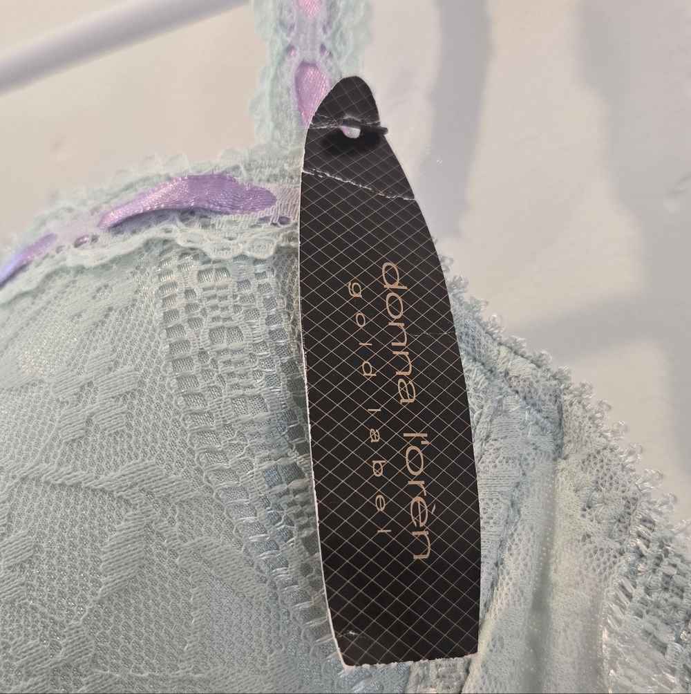 Corset - Picture 4 of 11